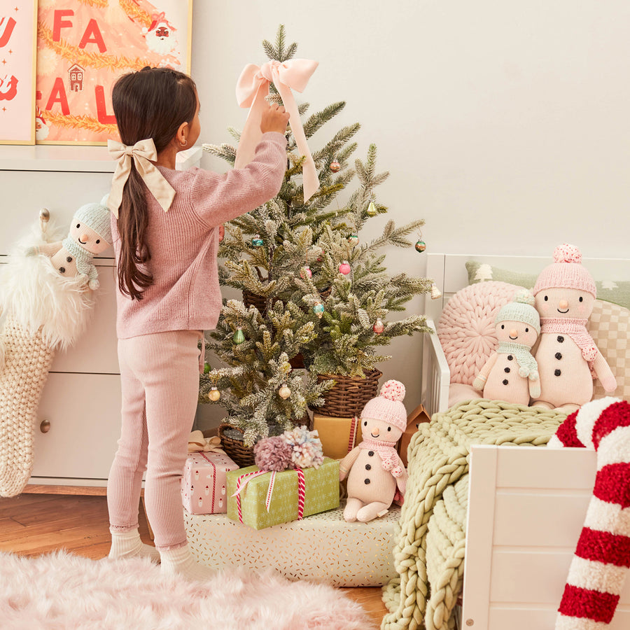 Cuddle + Kind Holly the snowman