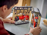 LEGO Harry Potter Book Nook: Hogwarts™ Express #76450