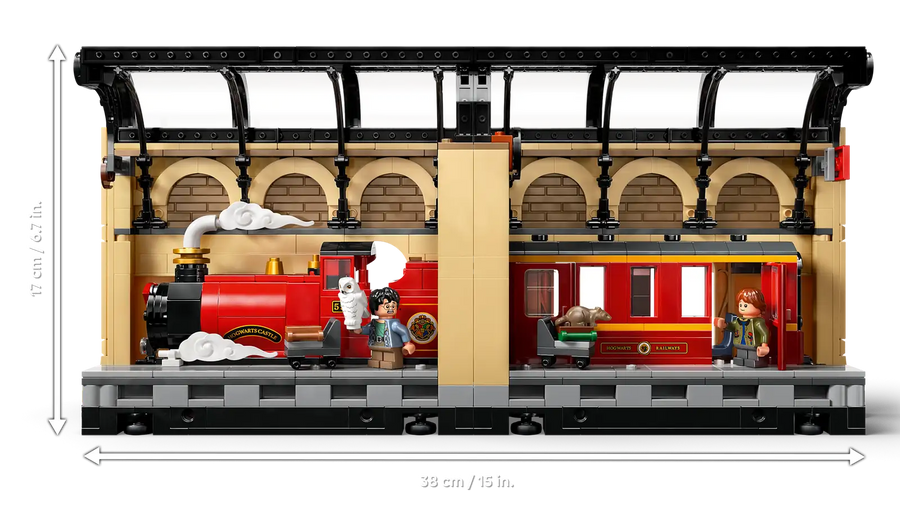 LEGO Harry Potter Book Nook: Hogwarts™ Express #76450