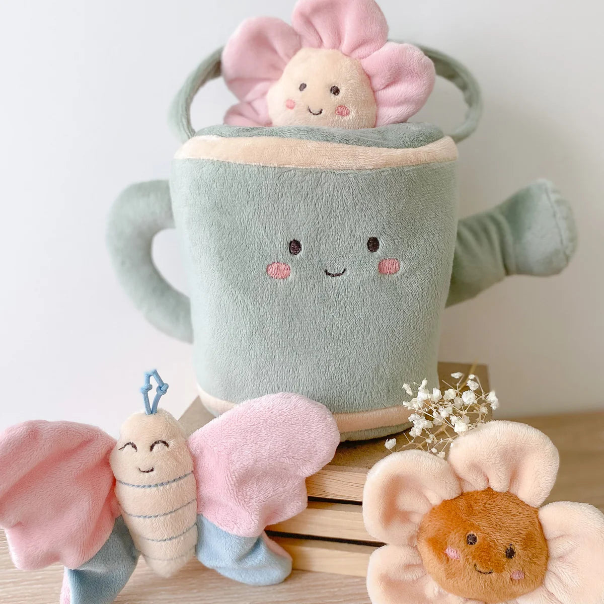 MON AMI Spring Watering Can Activity Toy