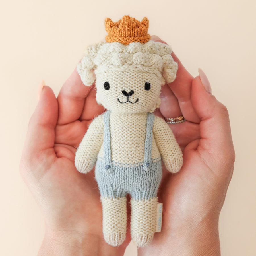 Cuddle + Kind Tiny Sebastian the lamb