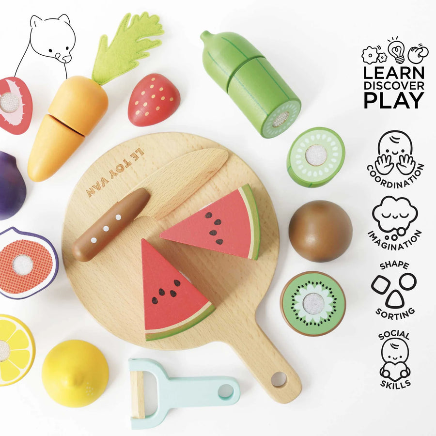 Le Toy Van Wooden Chopping Board & Sliceable Food