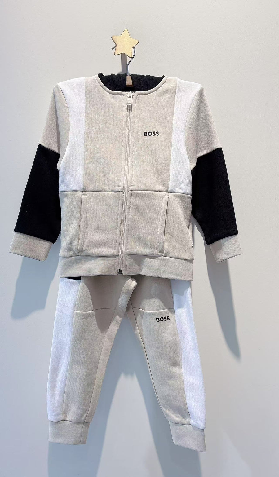 Boss Sand Color Block Sweat Set