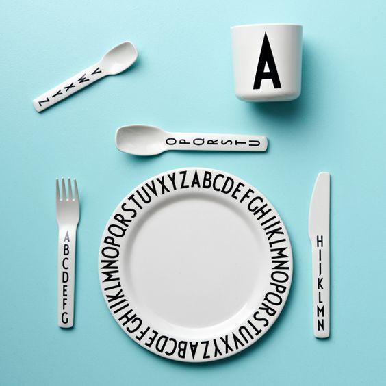 Design Letters Melamine Triangular Snack Plate