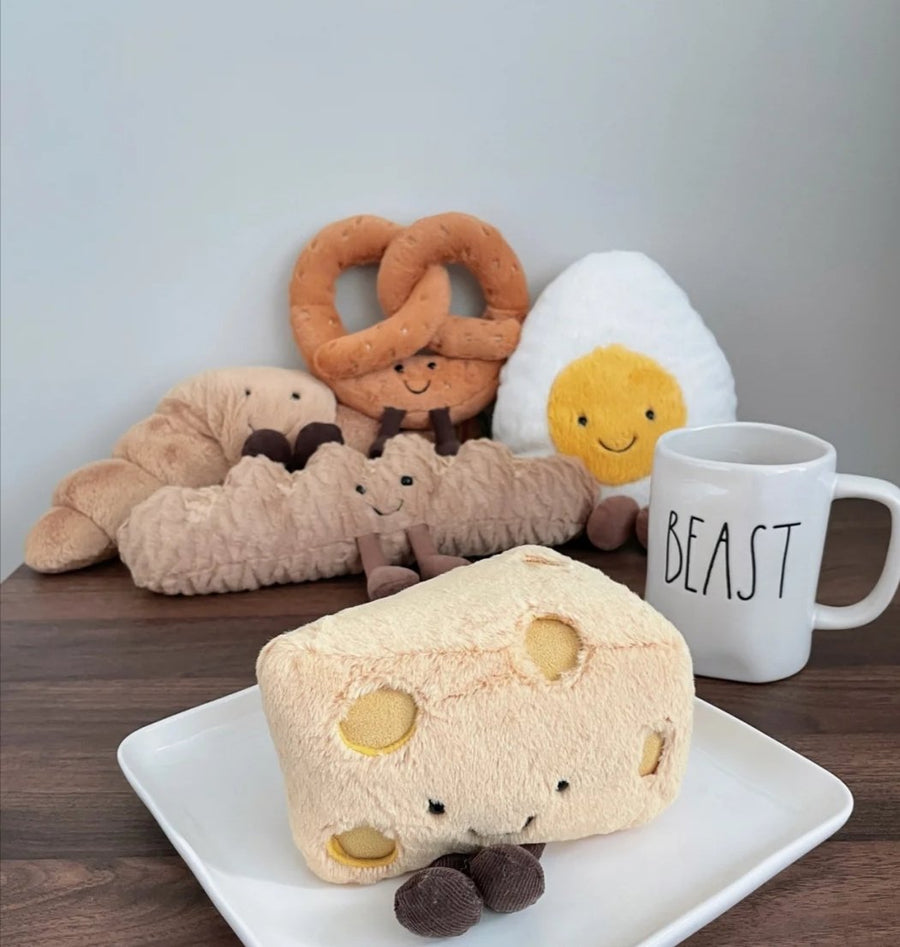 Jellycat Amuseables Pretzel