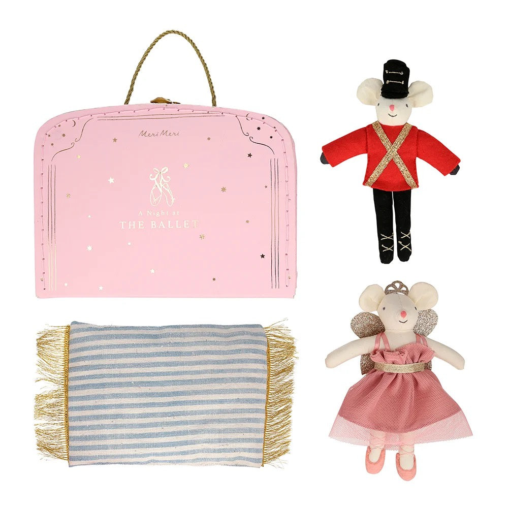 Meri Meri Theatre Suitcase & Ballet Dancer Dolls